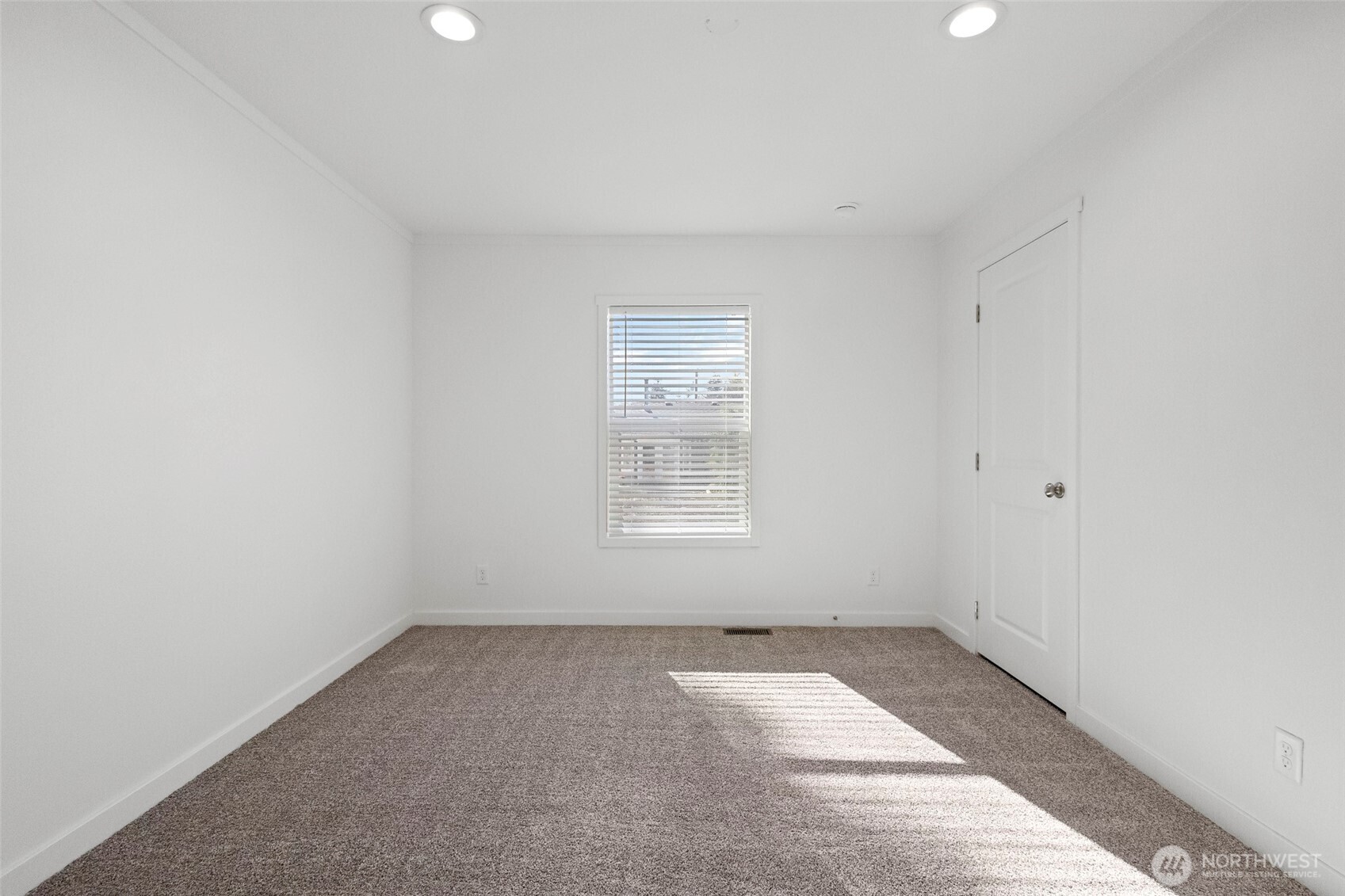 439 Sycamore Road Coupeville, WA 98239 - Photo 19 of 23 Gallery Image 19