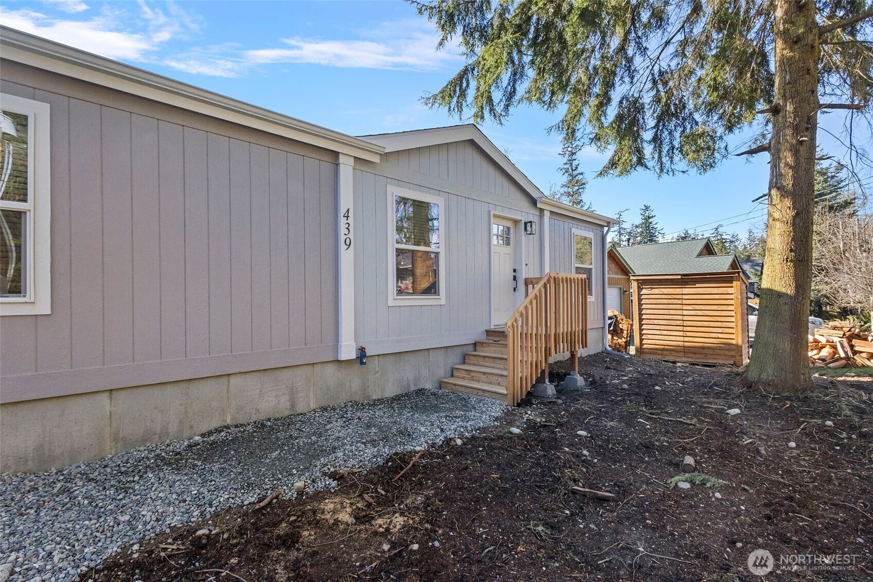 439 Sycamore Road Coupeville, WA 98239 - Photo 3 of 23 Gallery Image 3