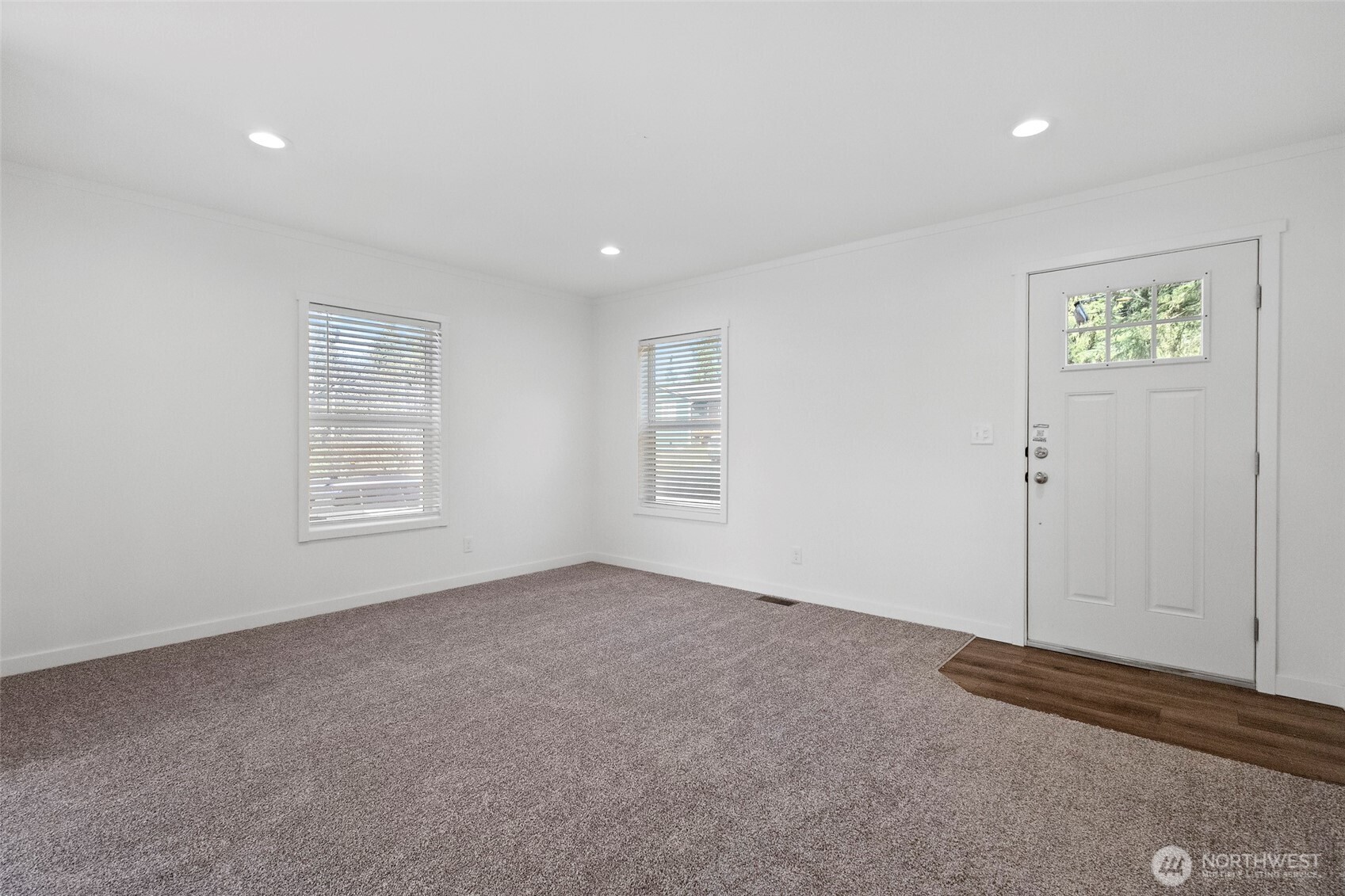 439 Sycamore Road Coupeville, WA 98239 - Photo 5 of 23 Gallery Image 5