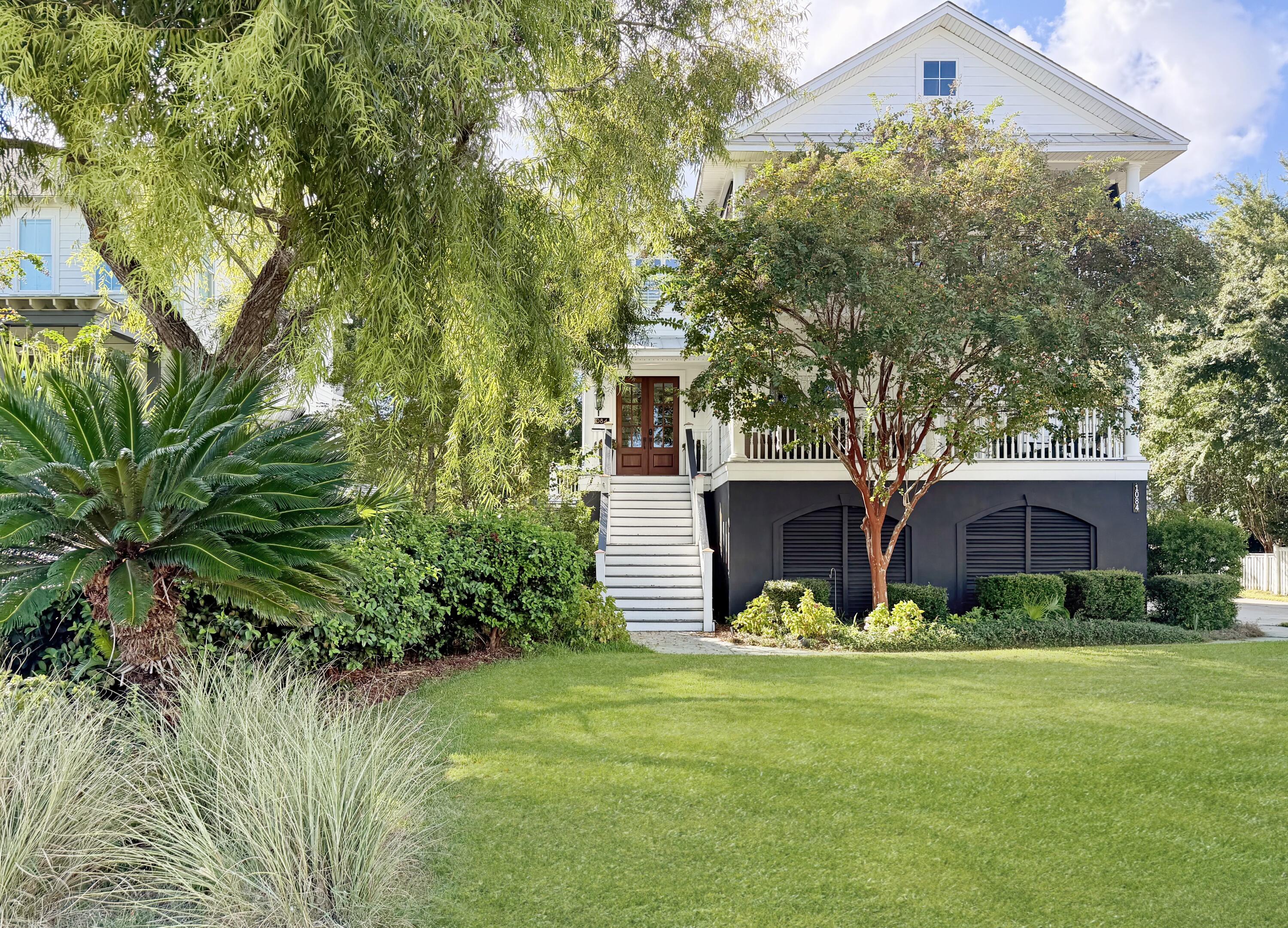 1084 Rivershore Road Charleston, SC 29492 - Photo 4 of 114 New Exterior Front 2E