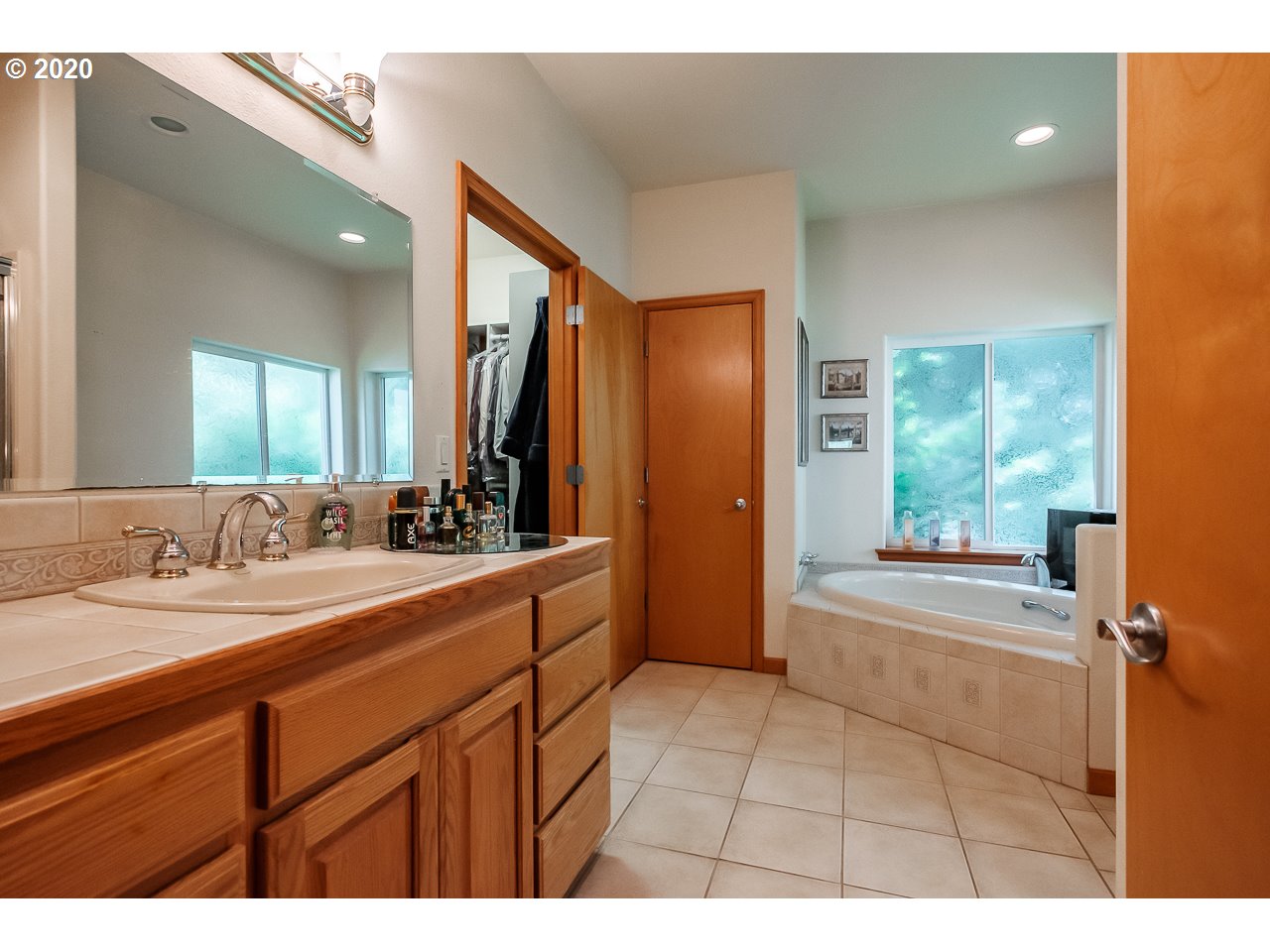 9151 Smith Road Southeast Aumsville, OR 97325 - Photo 12 of 32 Gallery Image 12