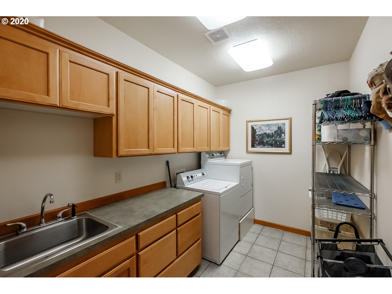 9151 Smith Road Southeast Aumsville, OR 97325 - Photo 16 of 32 Gallery Image 16