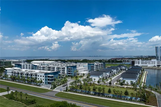 $3,999 | 5127 West Tyson Avenue, Unit TH3, Tampa, FL 33616