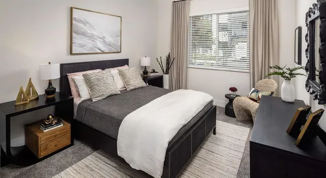 $3,999 | 5127 West Tyson Avenue, Unit TH3, Tampa, FL 33616