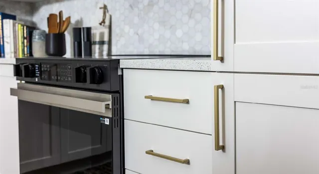 $3,999 | 5127 West Tyson Avenue, Unit TH3, Tampa, FL 33616