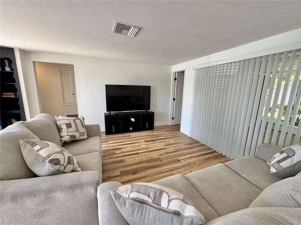4443 South Beneva Road Sarasota, FL 34233 - Photo 28 of 33 Gallery Image 28