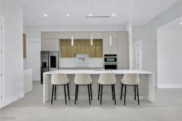 $429,999 | 1901 Northwest 27th Street, Cape Coral, FL 33993