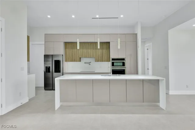 $429,999 | 1901 Northwest 27th Street, Cape Coral, FL 33993