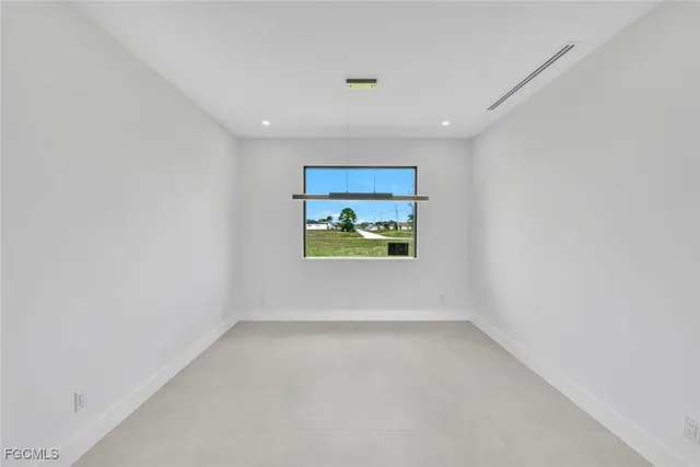 $429,999 | 1901 Northwest 27th Street, Cape Coral, FL 33993