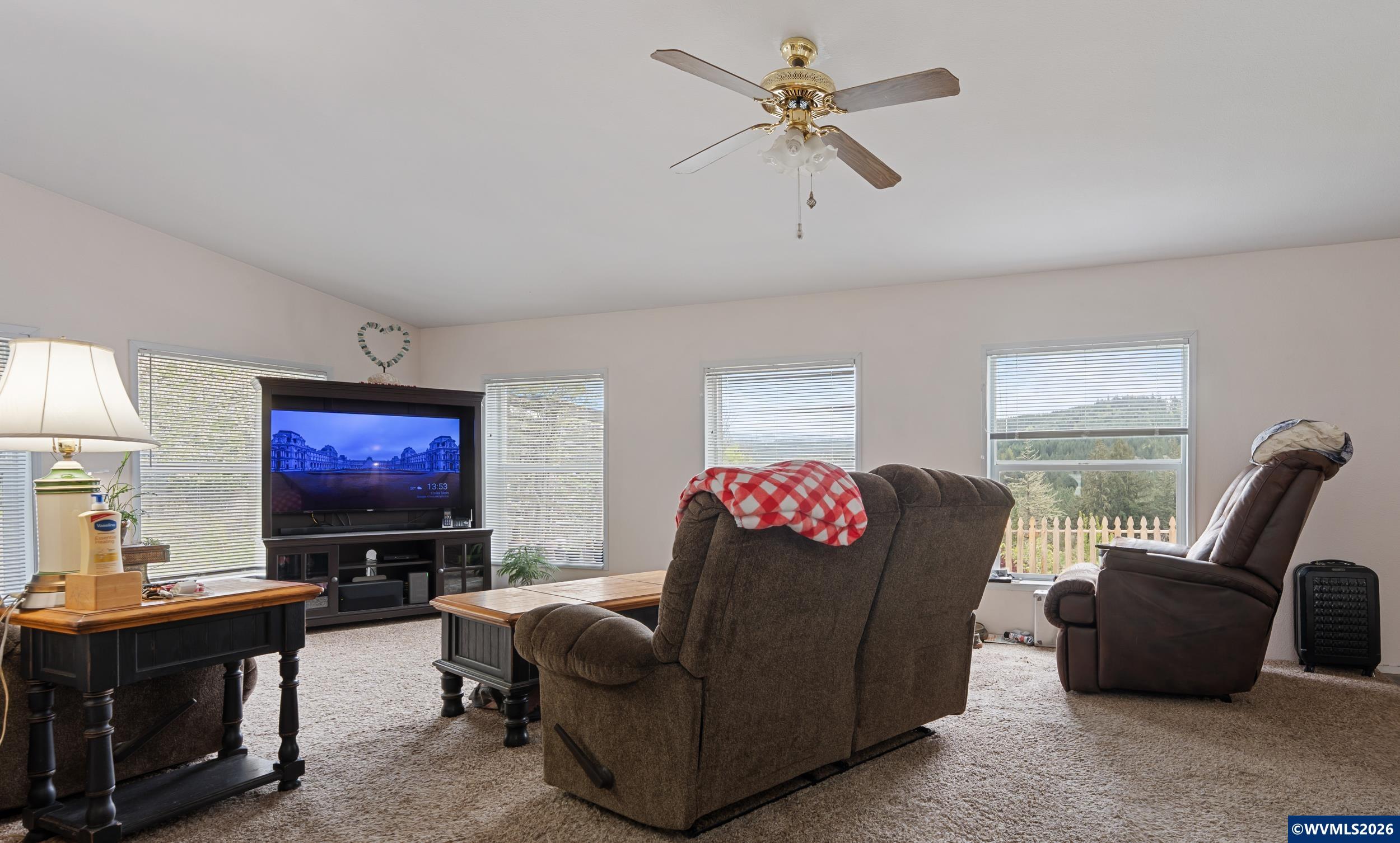 33150 Mt Pleasant Road Lebanon, OR 97355 - Photo 7 of 29 Gallery Image 7