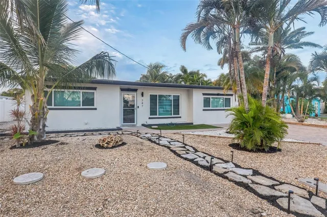$619,900 | 747 Pruitt Drive, Madeira Beach, FL 33708