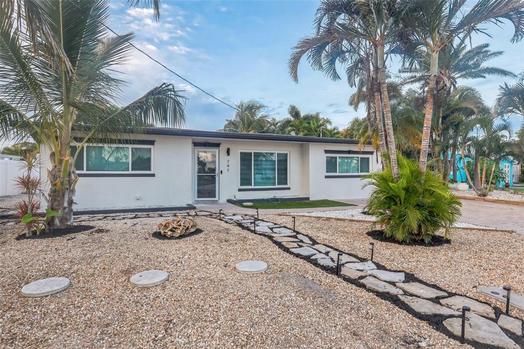 747 Pruitt Drive Madeira Beach, FL 33708 - Photo 4 of 17