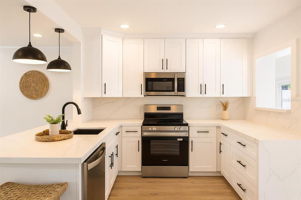 747 Pruitt Drive Madeira Beach, FL 33708 - Photo 9 of 17