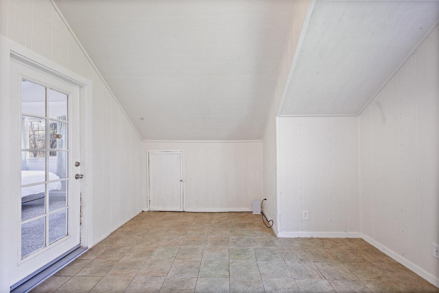 35171 Sand Creek Road Squaw Valley, CA 93675 - Photo 17 of 35 a view of an empty room