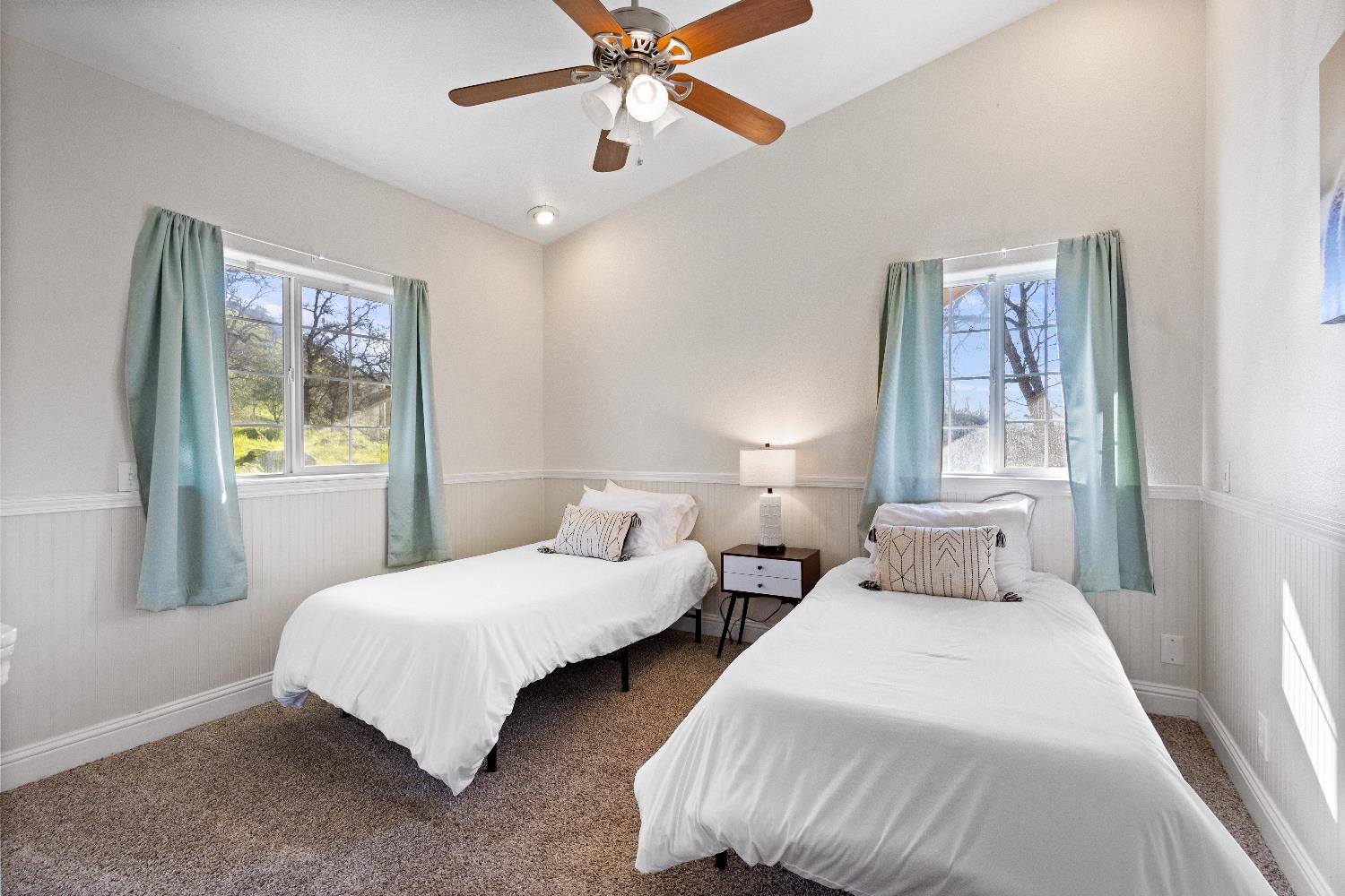 35171 Sand Creek Road Squaw Valley, CA 93675 - Photo 20 of 34 #2 Bedroom upstairs