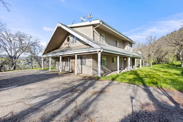 $484,000 | 35171 Sand Creek Road, Squaw Valley, CA 93675