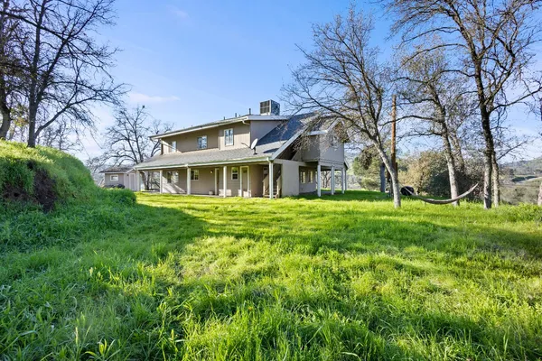 $484,000 | 35171 Sand Creek Road, Squaw Valley, CA 93675