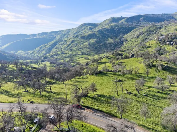 $484,000 | 35171 Sand Creek Road, Squaw Valley, CA 93675