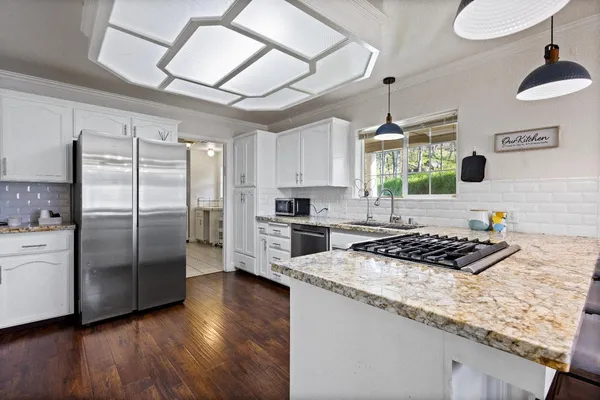 $484,000 | 35171 Sand Creek Road, Squaw Valley, CA 93675