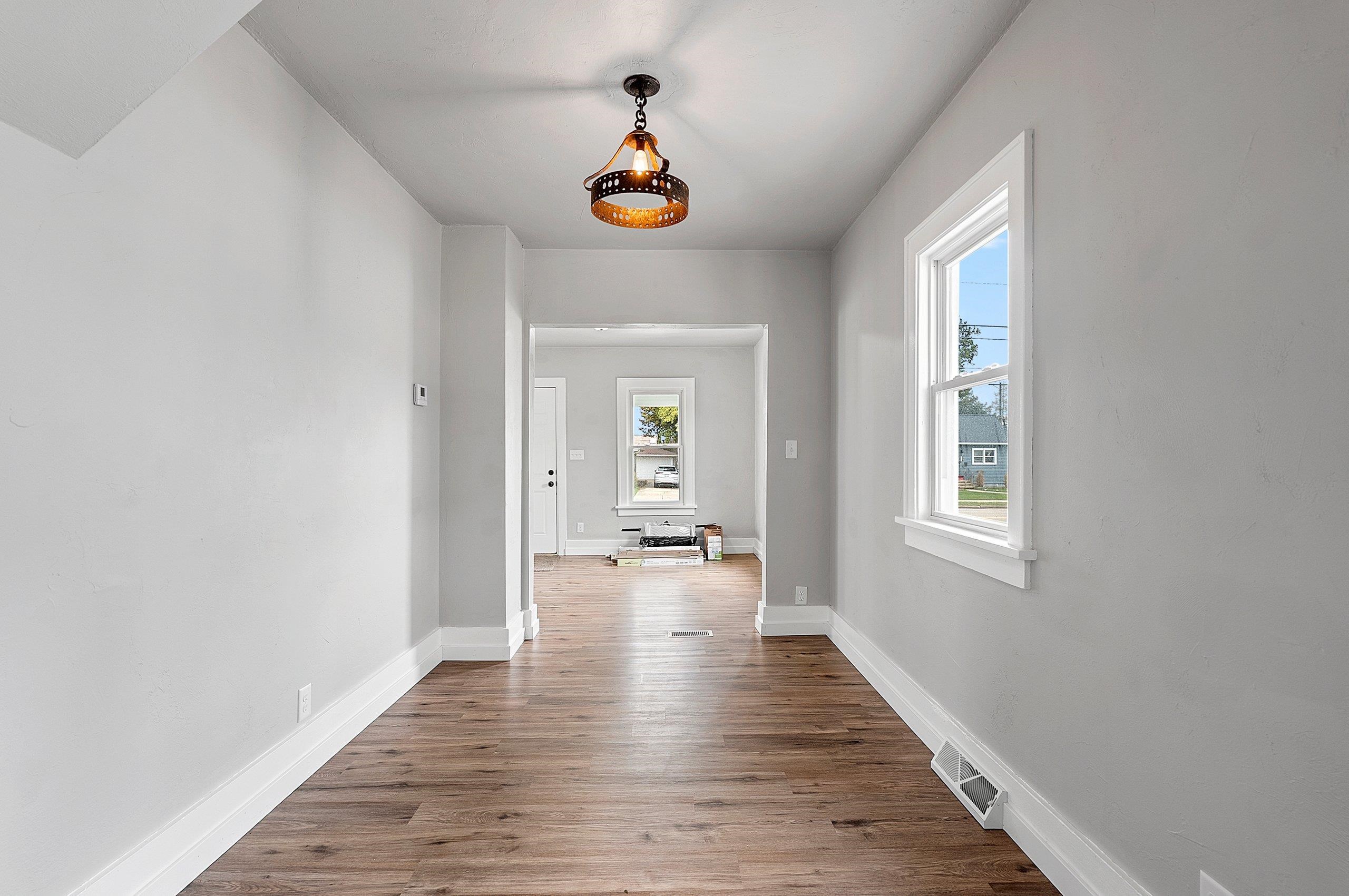 727 East Calumet Street Appleton, WI 54915 - Photo 15 of 51