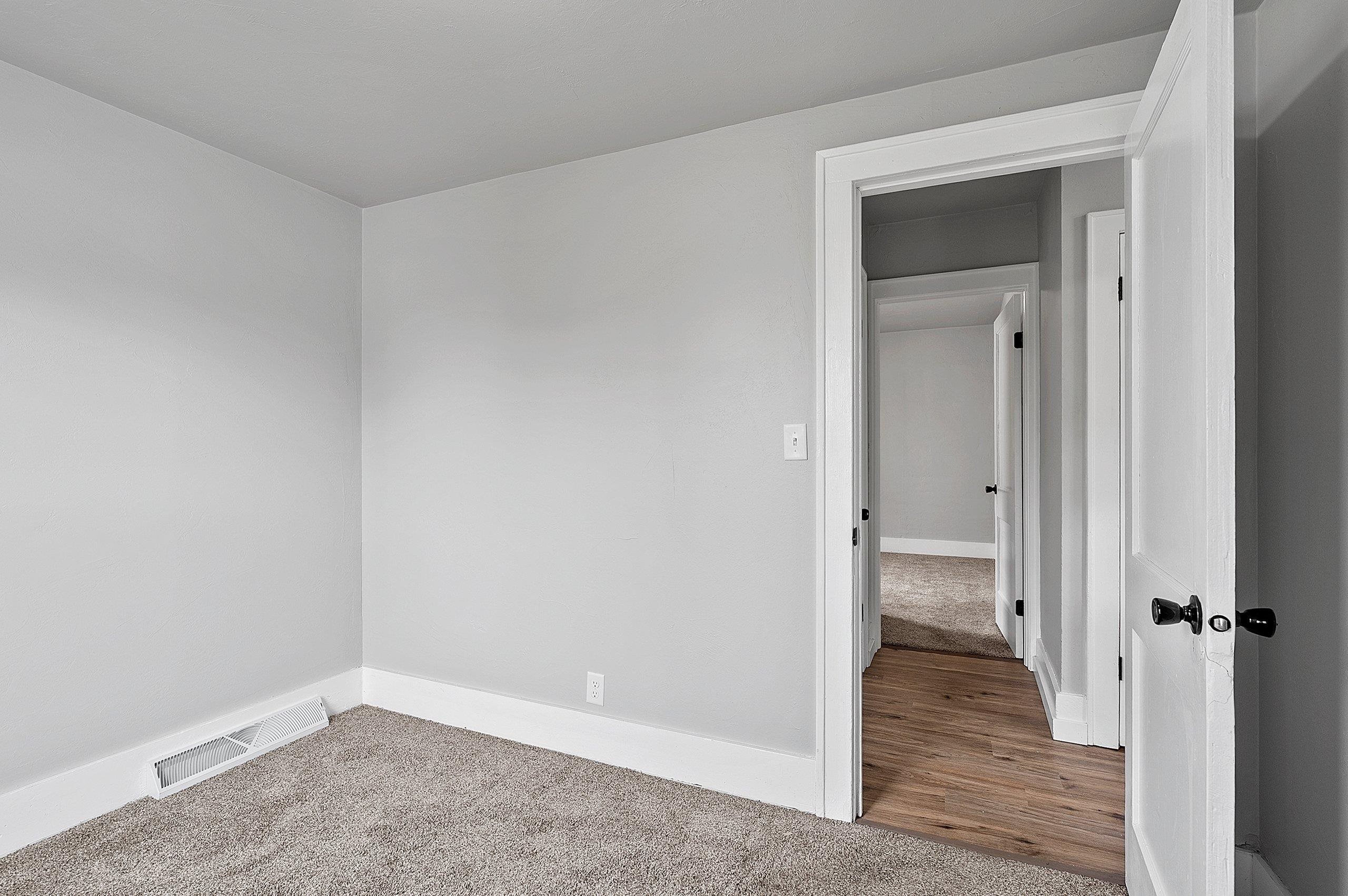 727 East Calumet Street Appleton, WI 54915 - Photo 19 of 51