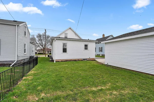 $230,000 | 727 East Calumet Street, Appleton, WI 54915