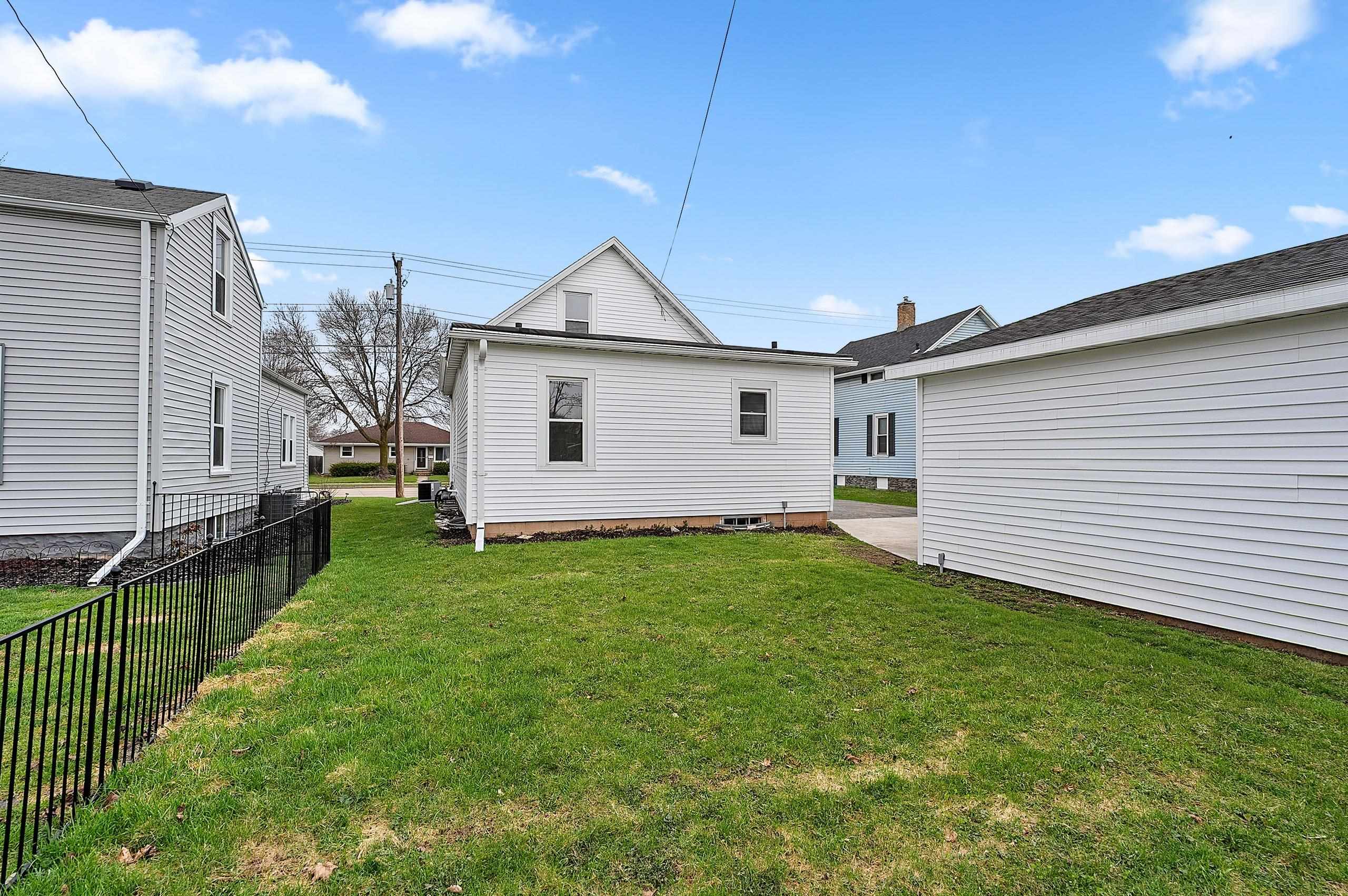 727 East Calumet Street Appleton, WI 54915 - Photo 27 of 51