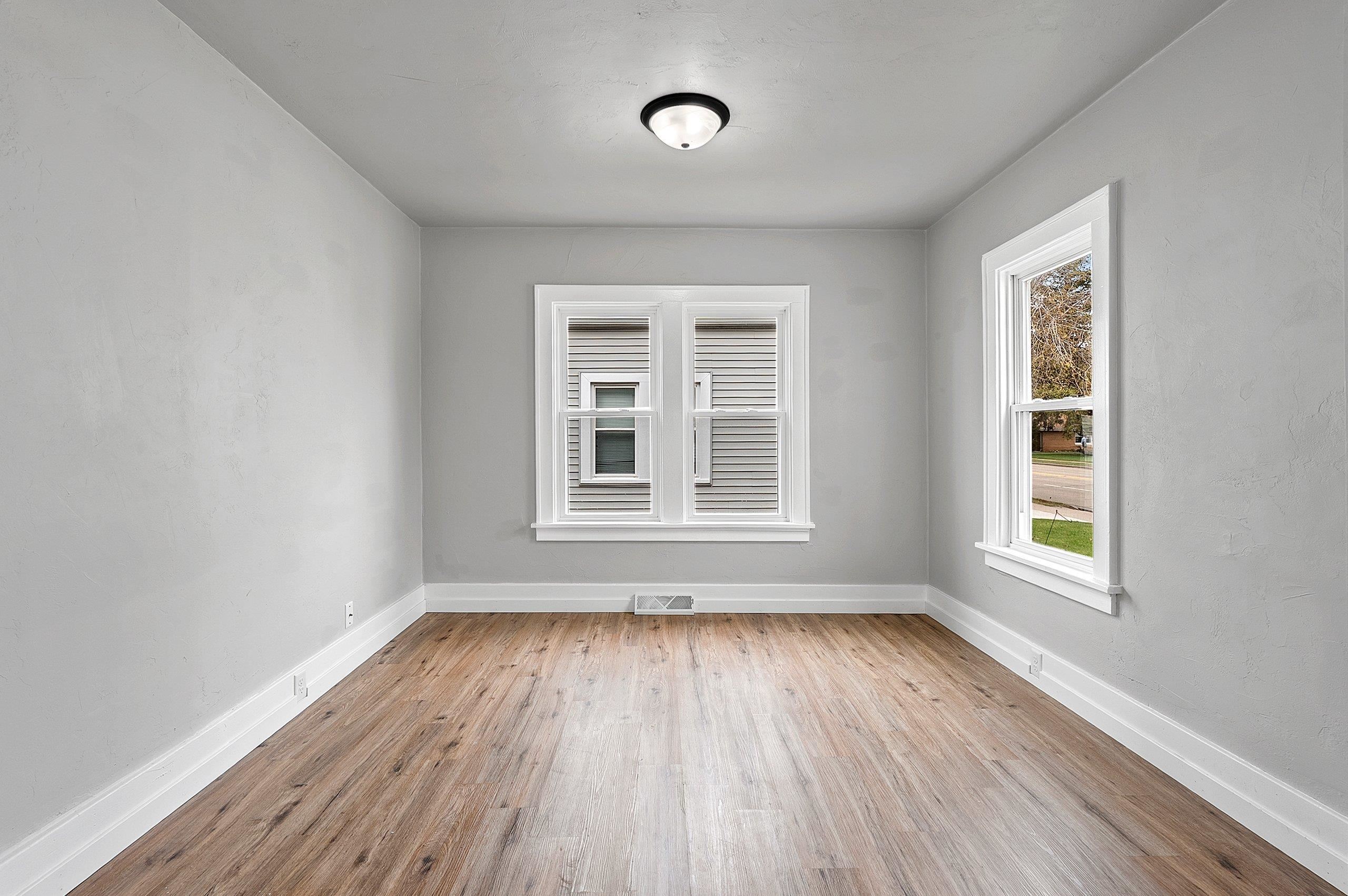 727 East Calumet Street Appleton, WI 54915 - Photo 7 of 51