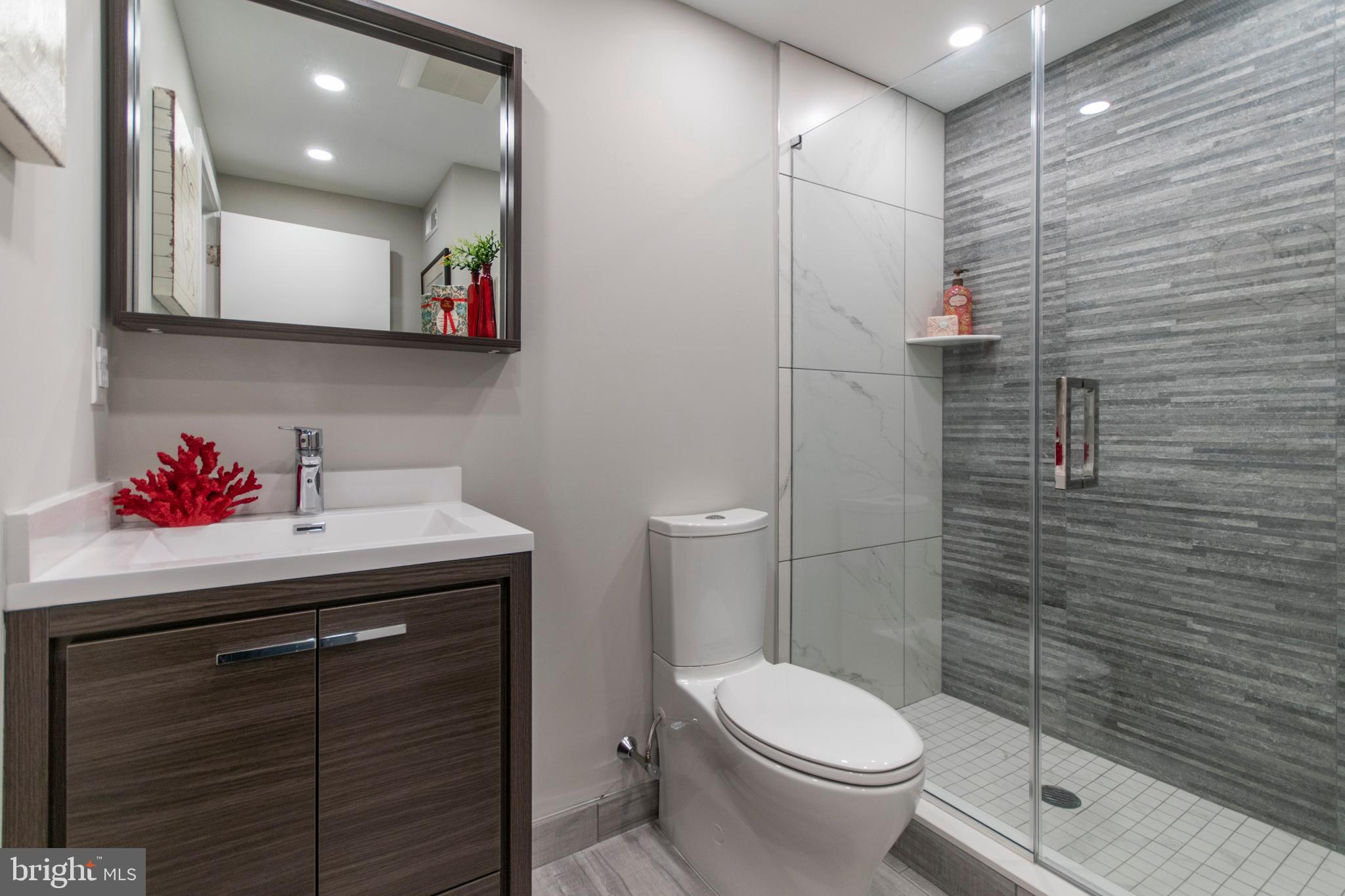 769 North Uber Street, Unit 1 Philadelphia, PA 19130 - Photo 11 of 19