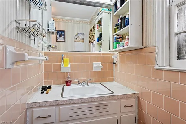 $270,000 | 1729 South Scales Street, Reidsville, NC 27320