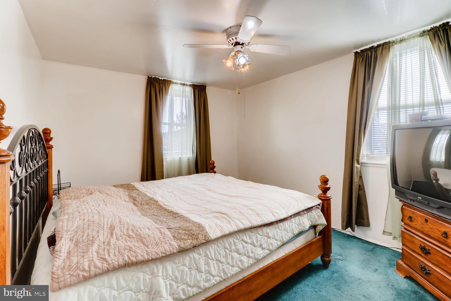 3007 Stranden Road Baltimore, MD 21230 - Photo 5 of 11 Master Bedroom