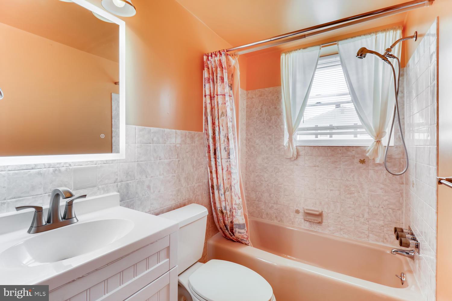 3007 Stranden Road Baltimore, MD 21230 - Photo 6 of 11 Bathroom