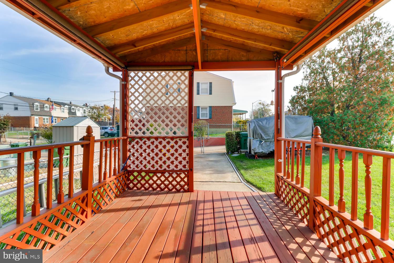 3007 Stranden Road Baltimore, MD 21230 - Photo 10 of 11 Covered Deck