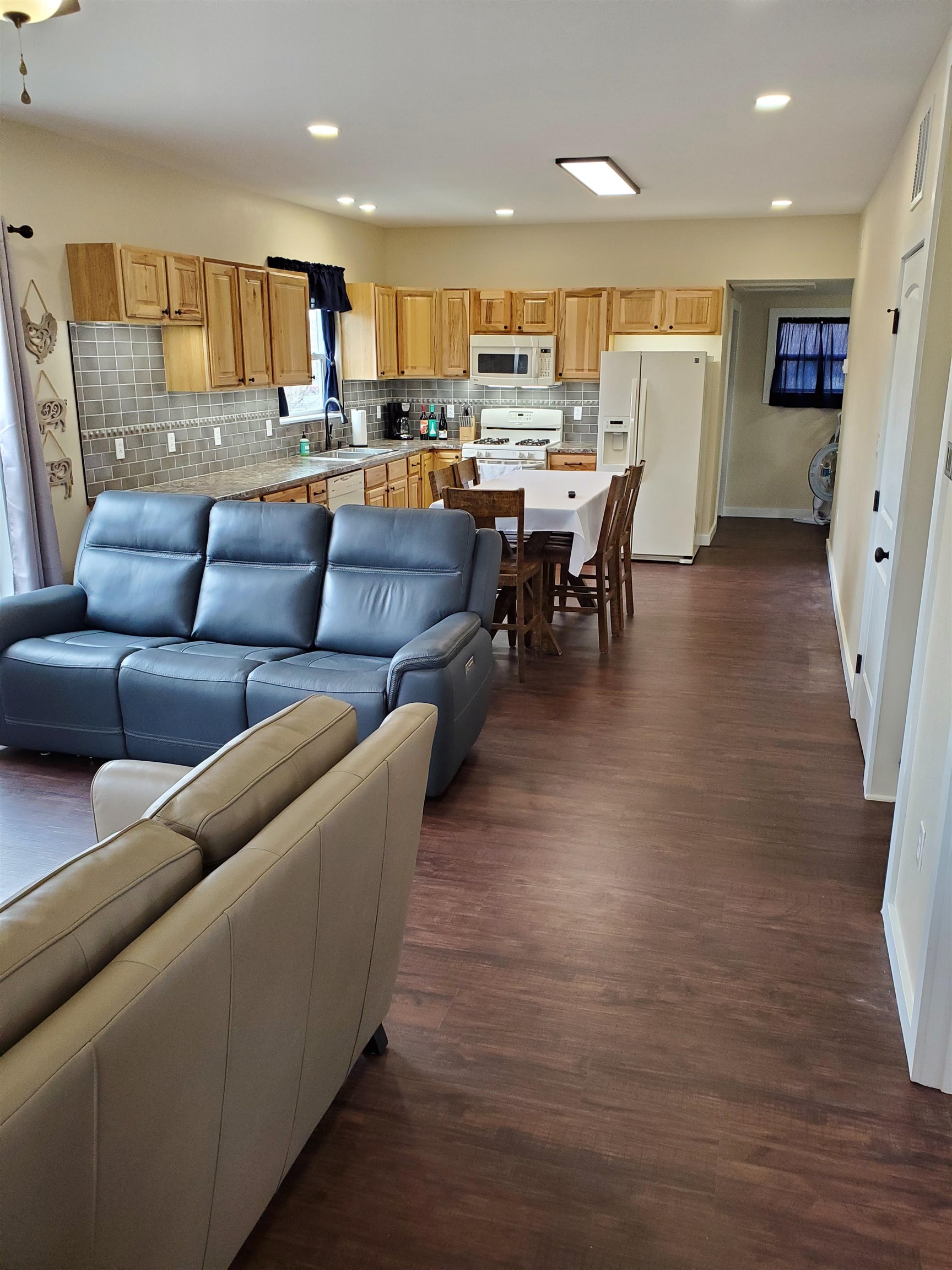 112 South 6th Street Rawlins, WY 82301 - Photo 11 of 24