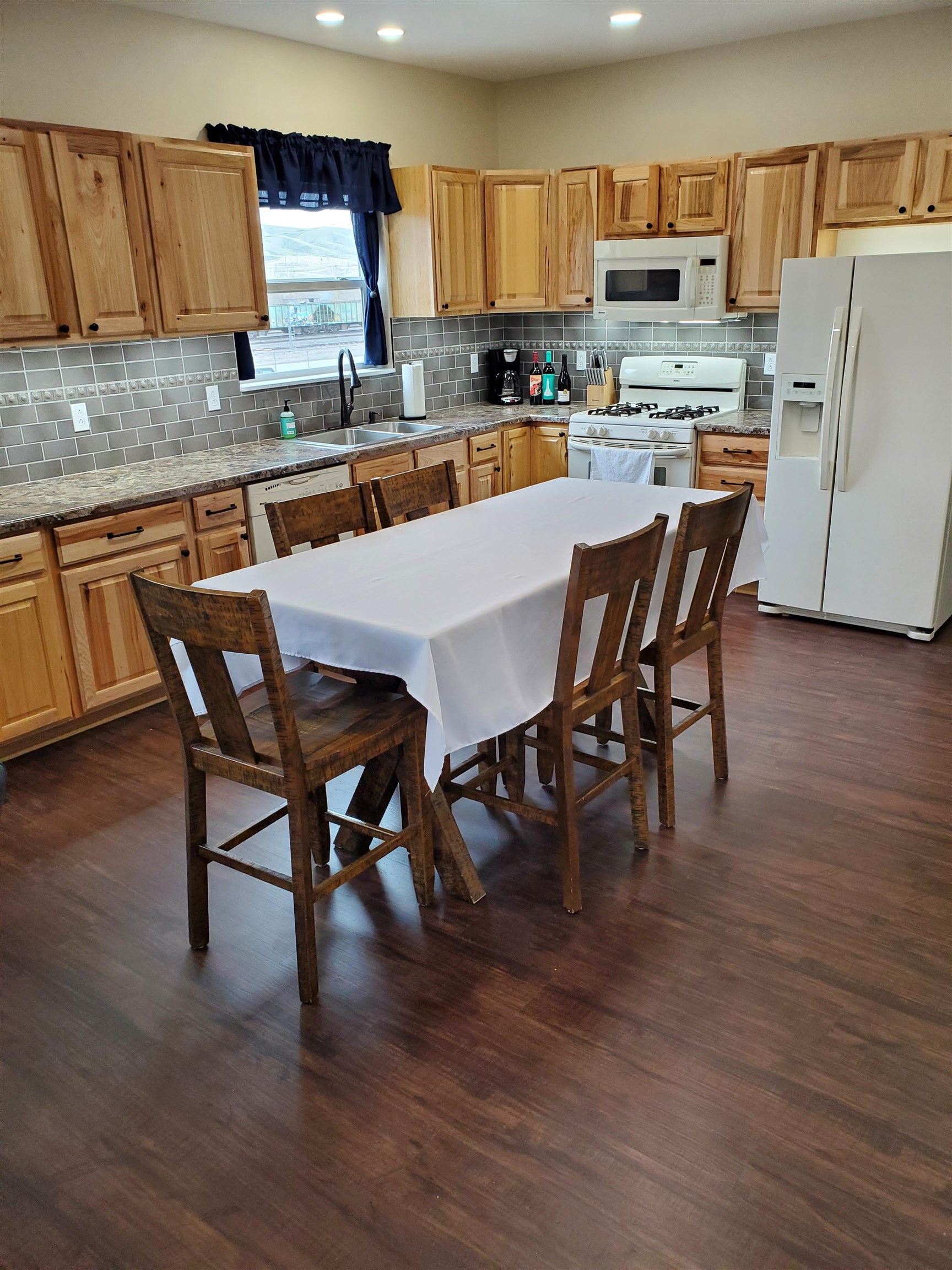 112 South 6th Street Rawlins, WY 82301 - Photo 12 of 24