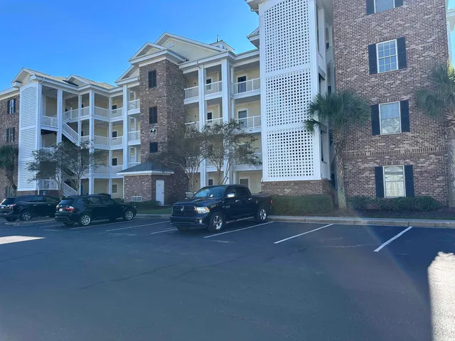 $1,600 | 4811 Magnolia Lake Drive, Unit 302, Myrtle Beach, SC 29577