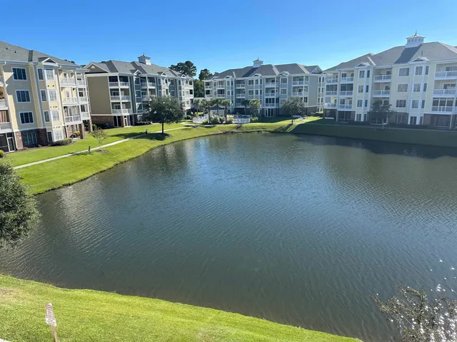 $1,600 | 4811 Magnolia Lake Drive, Unit 302, Myrtle Beach, SC 29577