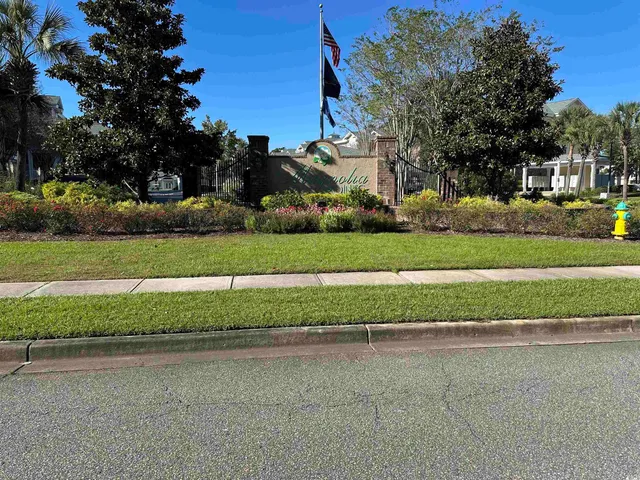$1,600 | 4811 Magnolia Lake Drive, Unit 302, Myrtle Beach, SC 29577