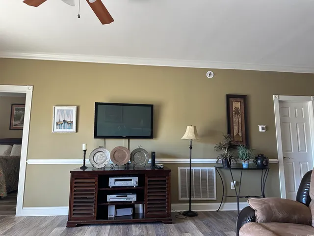 $1,600 | 4811 Magnolia Lake Drive, Unit 302, Myrtle Beach, SC 29577