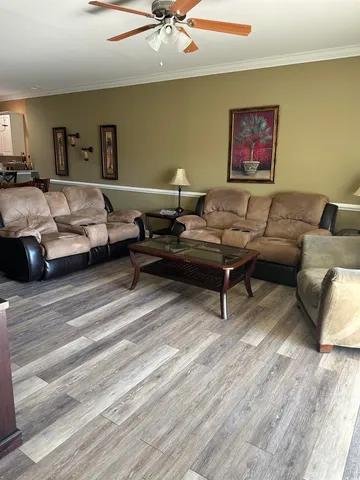 $1,600 | 4811 Magnolia Lake Drive, Unit 302, Myrtle Beach, SC 29577