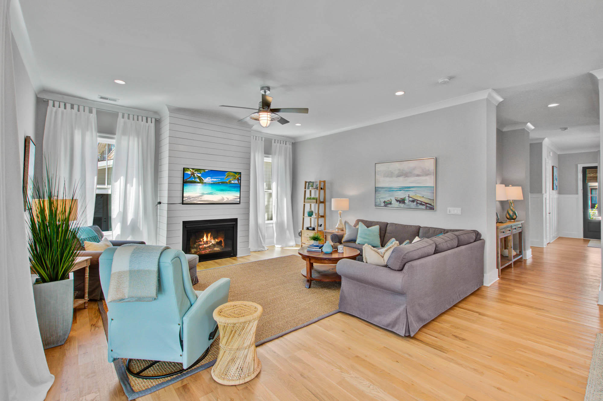 1548 Red Tide Road Mount Pleasant, SC 29466 - Photo 9 of 47 Great room