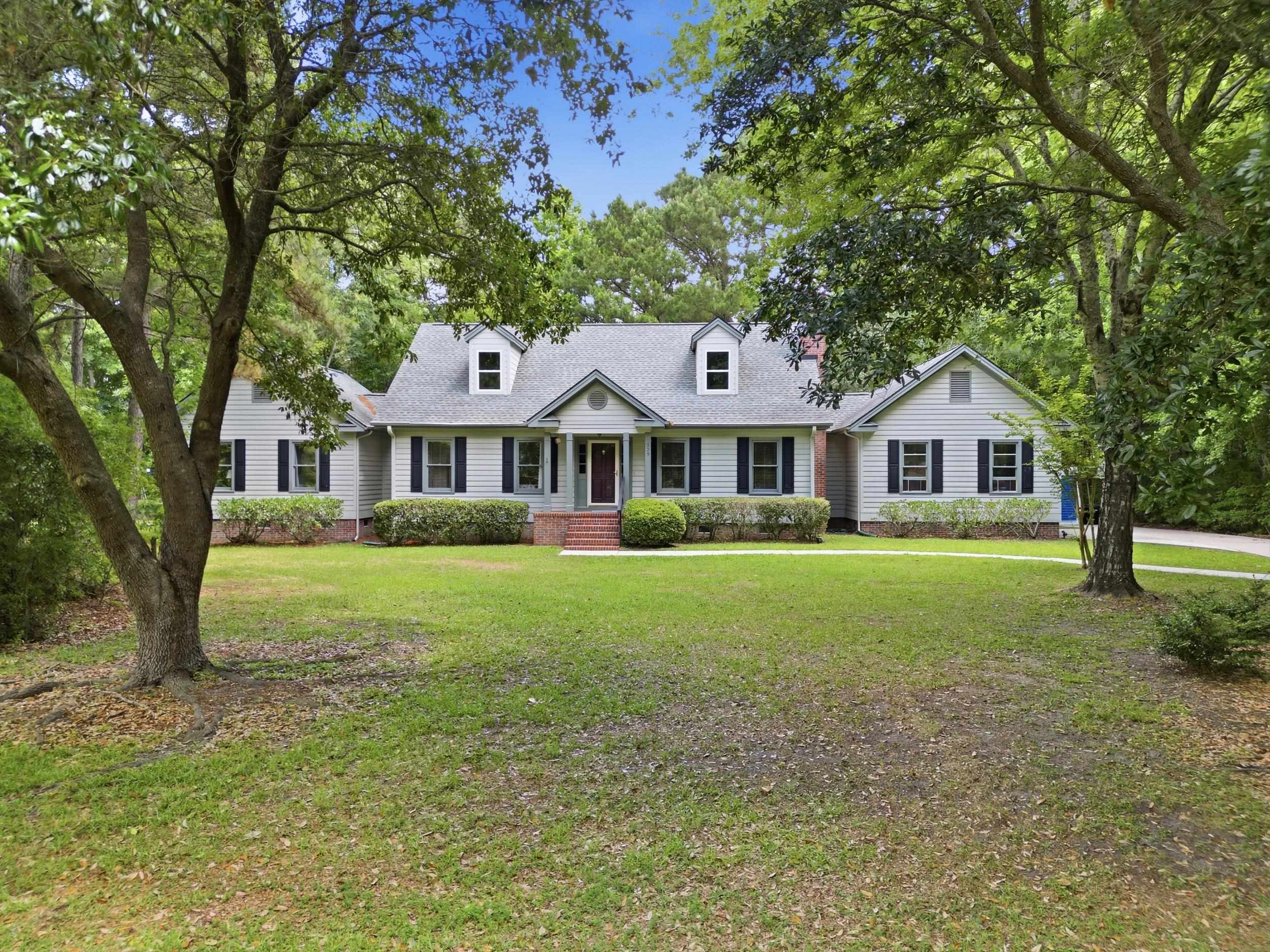 329 Great Lakes Road Pawleys Island, SC 29585 - Photo 2 of 56
