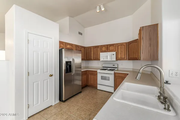 $2,195 | 146 West Dublin Street, Gilbert, AZ 85233