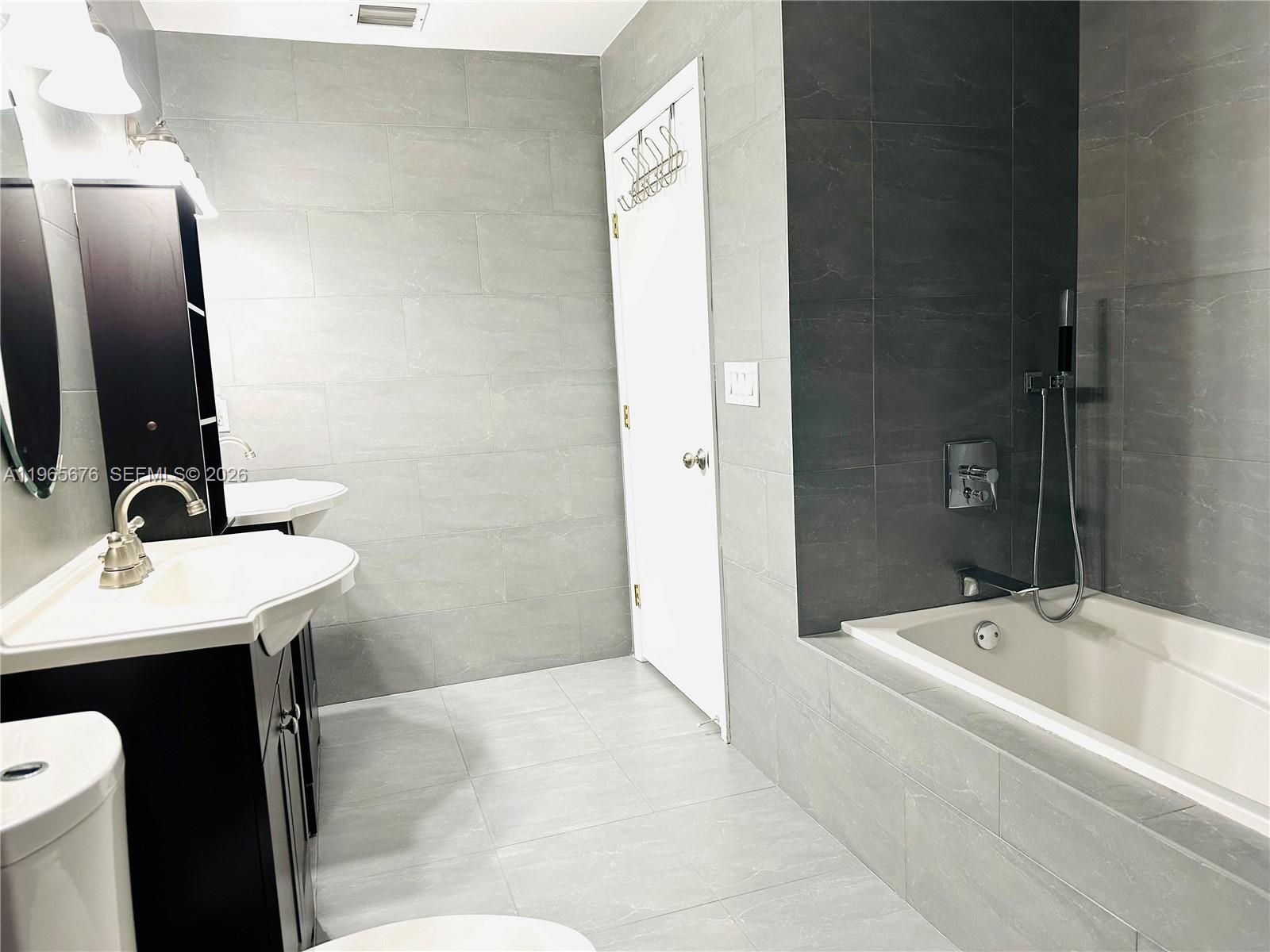 12920 Southwest 119th Street Miami, FL 33186 - Photo 16 of 26 Primary bath