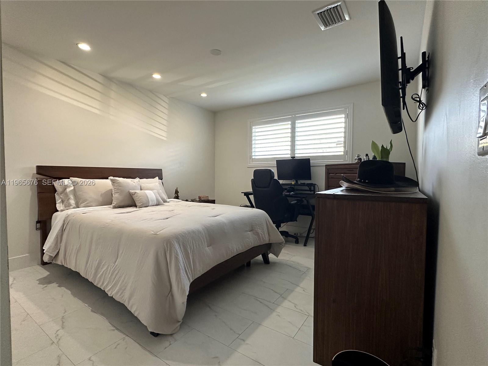 12920 Southwest 119th Street Miami, FL 33186 - Photo 18 of 26