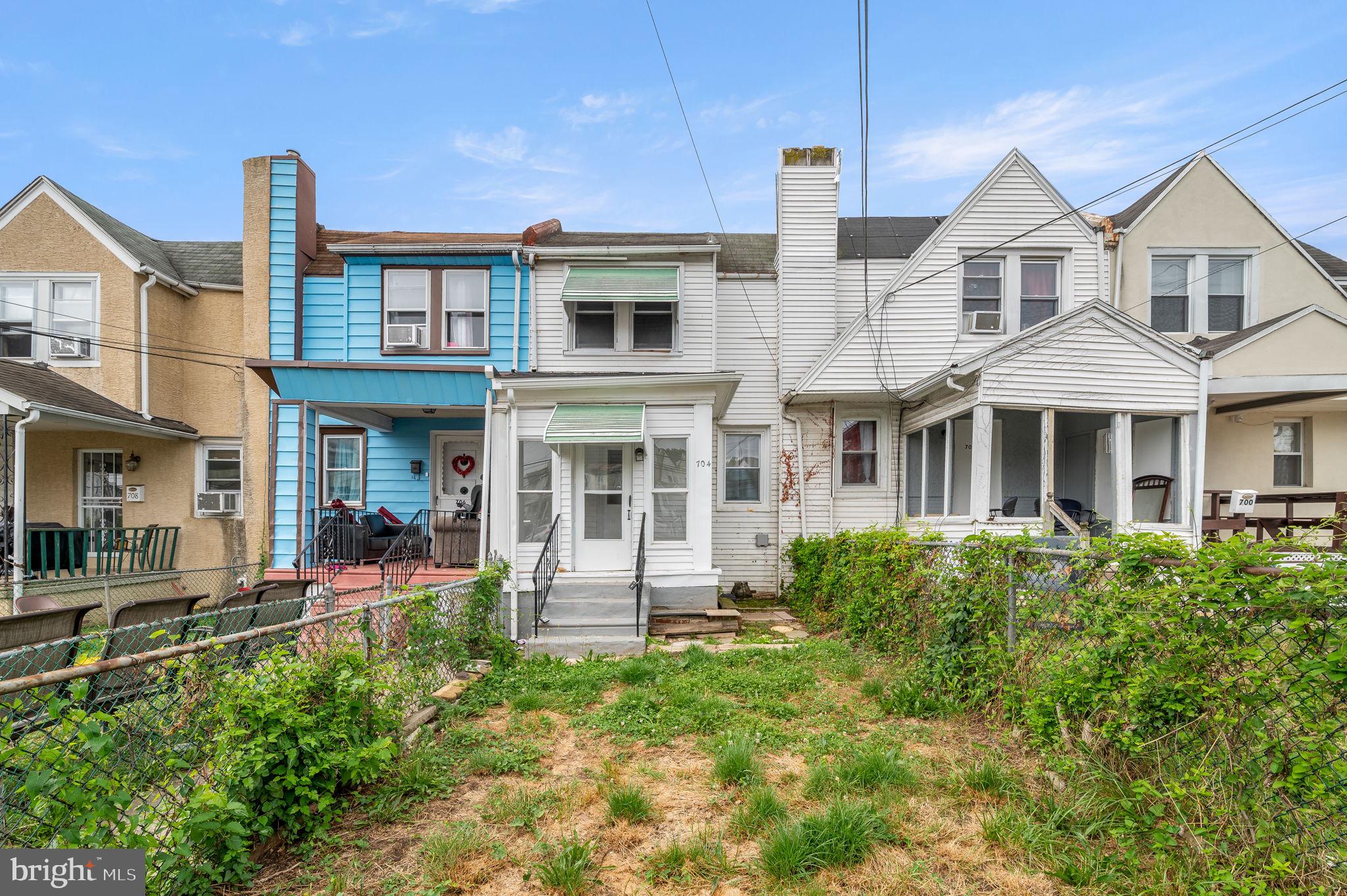 704 Copley Road Upper Darby, PA 19082 - Photo 1 of 18