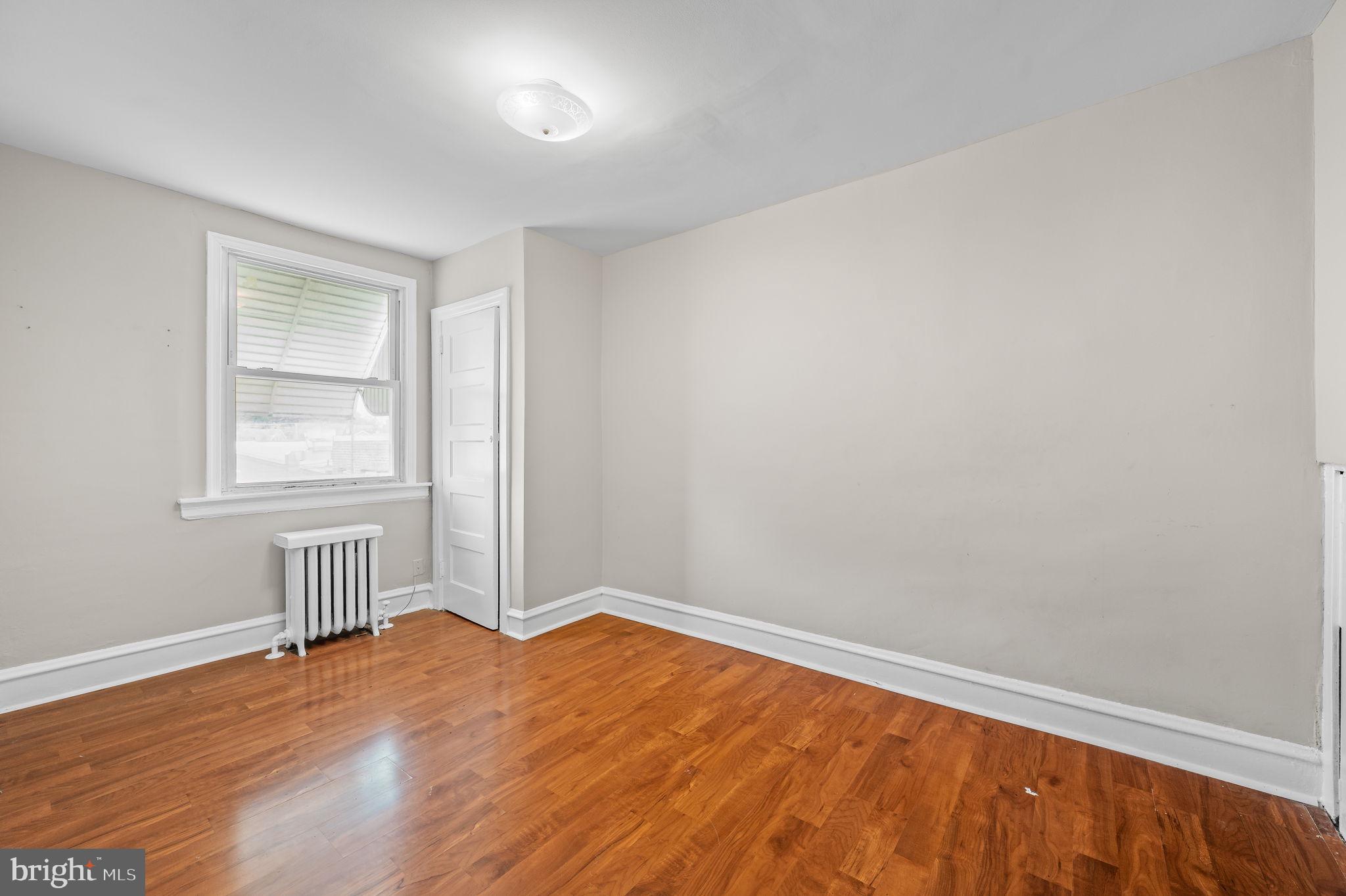 704 Copley Road Upper Darby, PA 19082 - Photo 12 of 18