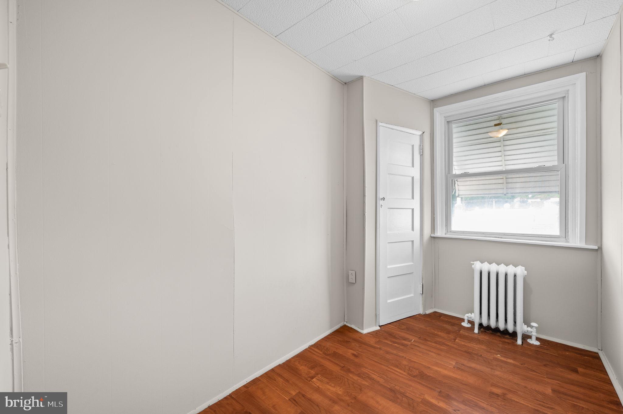 704 Copley Road Upper Darby, PA 19082 - Photo 10 of 18
