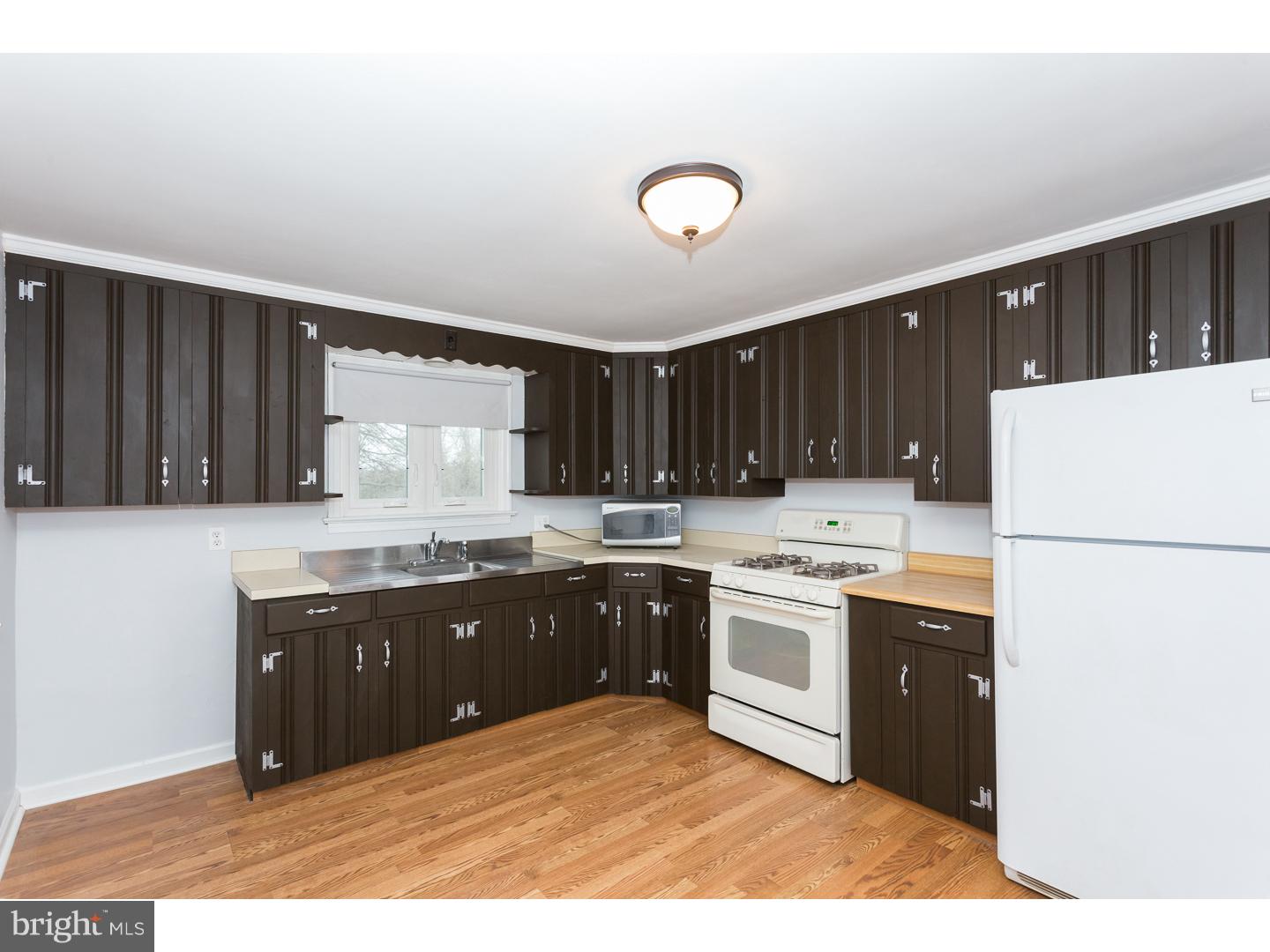 3162 South Manor Road Coatesville, PA 19320 - Photo 2 of 21 Gallery Image 2