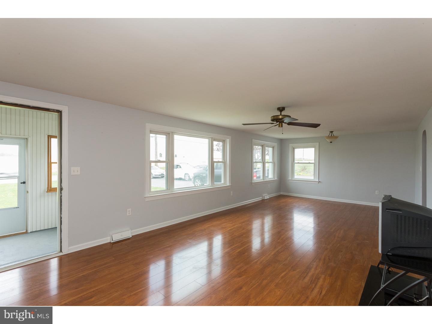 3162 South Manor Road Coatesville, PA 19320 - Photo 3 of 21 Gallery Image 3